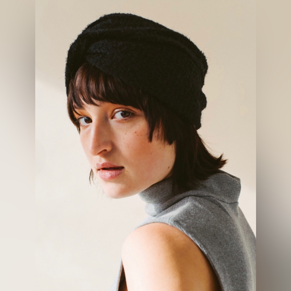 Reifhaus Turban Hat in Boucle Wool Black